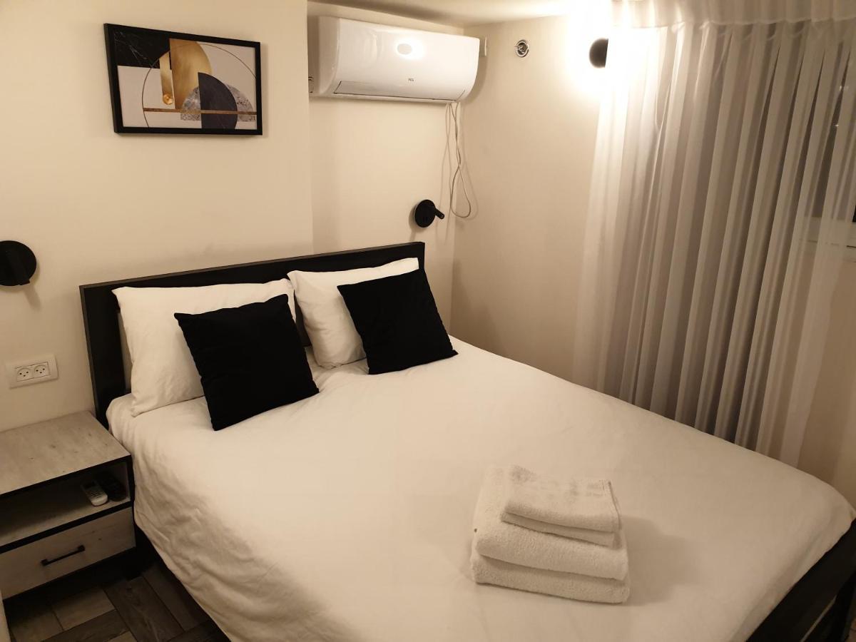 Hermitage Hotel Bat Yam Eksteriør bilde
