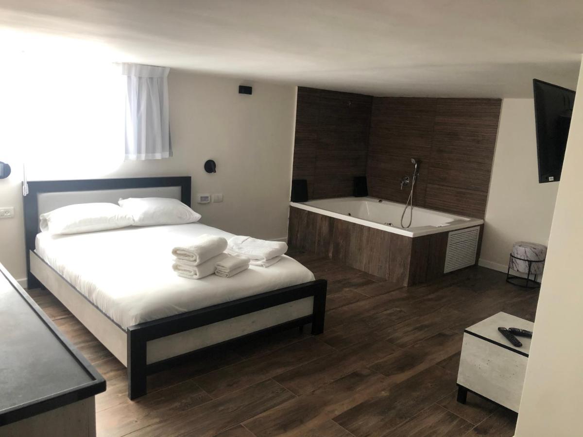 Hermitage Hotel Bat Yam Eksteriør bilde