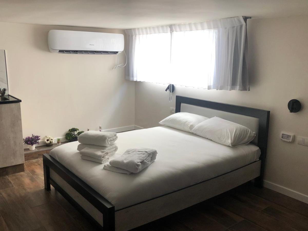 Hermitage Hotel Bat Yam Eksteriør bilde